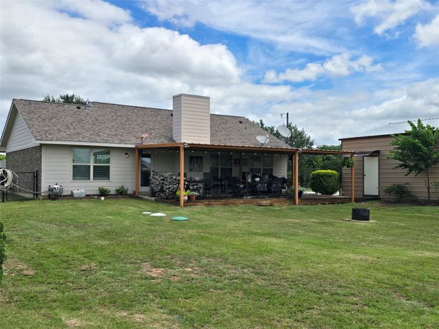 2462 Mcconnell Road, Gunter, TX 75058