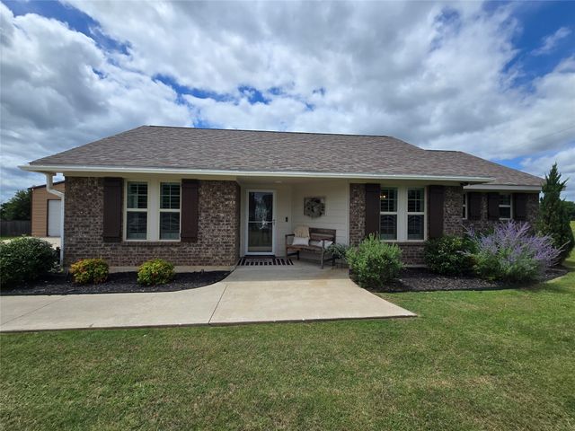 2462 Mcconnell Road, Gunter, TX 75058