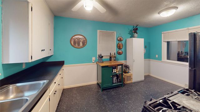 5465 Johnson Road, Flushing Charter Township, MI 48433