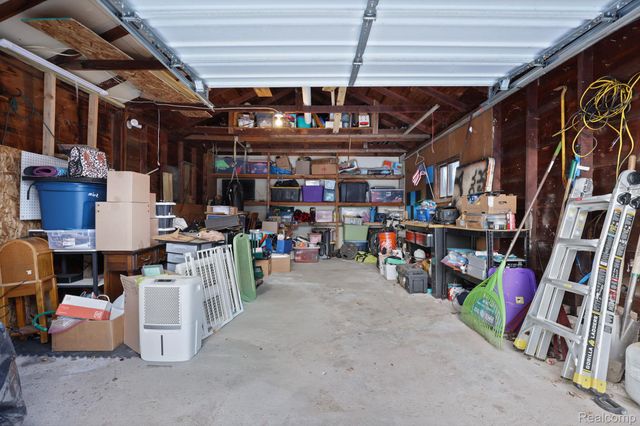 5465 Johnson Road, Flushing Charter Township, MI 48433