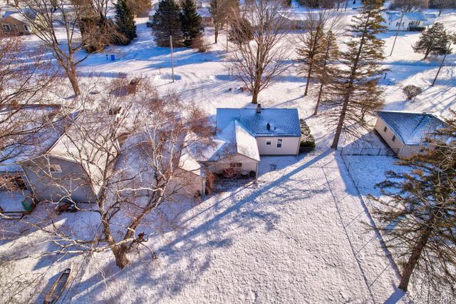 5465 Johnson Road, Flushing Charter Township, MI 48433