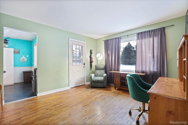 5465 Johnson Road, Flushing Charter Township, MI 48433