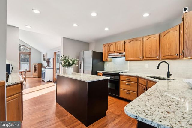 1055 MARRIOTTSVILLE RD, Marriottsville, MD 21104