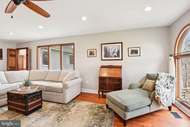 1055 MARRIOTTSVILLE RD, Marriottsville, MD 21104