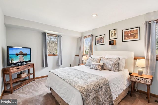 1055 MARRIOTTSVILLE RD, Marriottsville, MD 21104