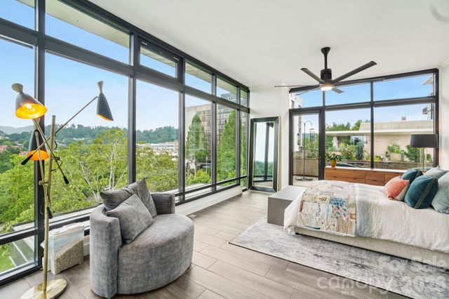 60 N Market Street 417, Asheville, NC 28801