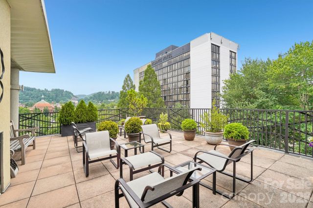 60 N Market Street 417, Asheville, NC 28801