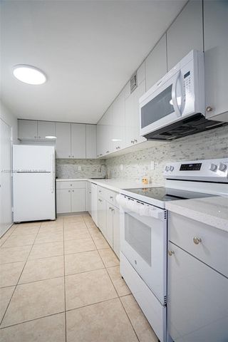 1849 S Ocean Drive 1509, Hallandale Beach, FL 33009