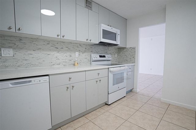 1849 S Ocean Drive 1509, Hallandale Beach, FL 33009