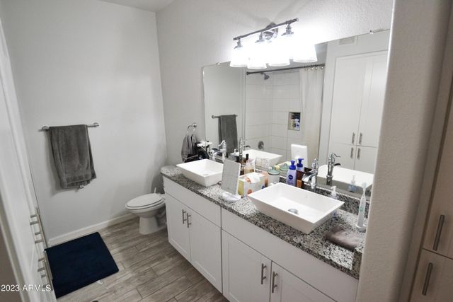 5302 E Van Buren Street Unit 1046, Phoenix, AZ 85008