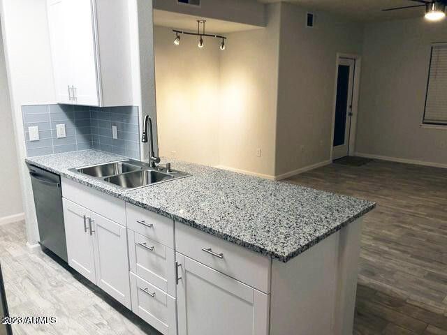 5302 E Van Buren Street Unit 1046, Phoenix, AZ 85008