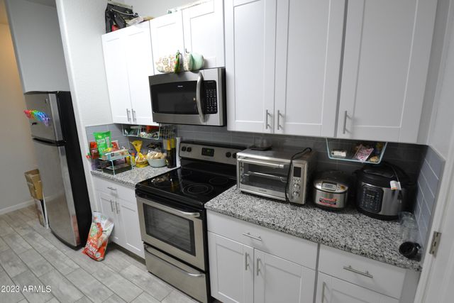 5302 E Van Buren Street Unit 1046, Phoenix, AZ 85008