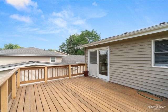 1301 Coolidge Avenue, Wheaton, IL 60189