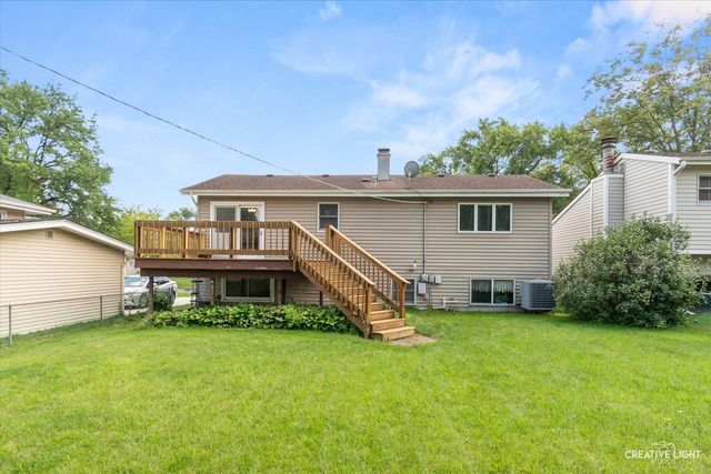 1301 Coolidge Avenue, Wheaton, IL 60189