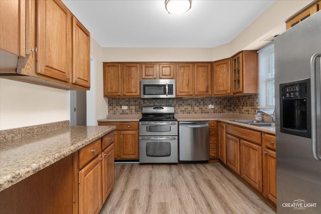 1301 Coolidge Avenue, Wheaton, IL 60189