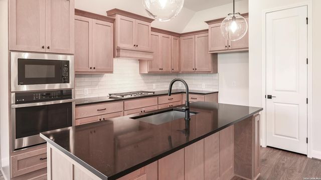 1731 Gyst Road, Seguin, TX 78155