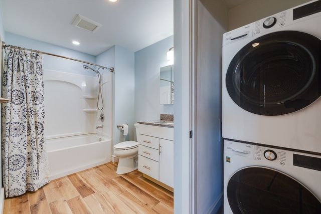 770 Washington Ave 202, Revere, MA 02151