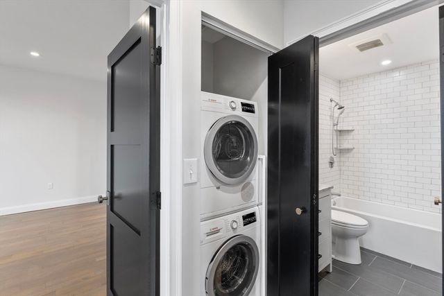 1241-1245 Adams F406, Boston, MA 02124