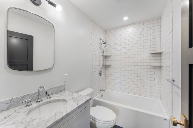 1241-1245 Adams F406, Boston, MA 02124