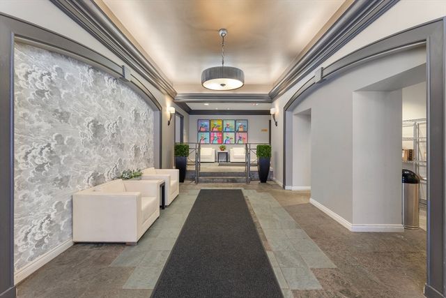 1241-1245 Adams F406, Boston, MA 02124