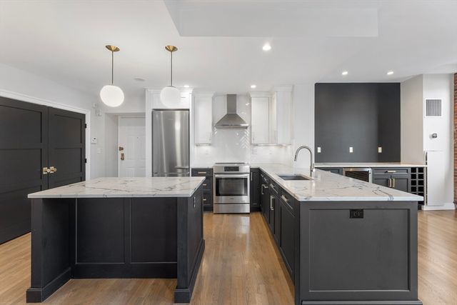 1241-1245 Adams F406, Boston, MA 02124