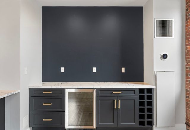 1241-1245 Adams F406, Boston, MA 02124