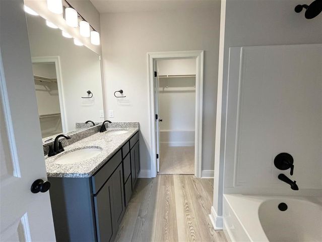 215 WHITE CASTLE NORTH Other, Iowa, LA 70647