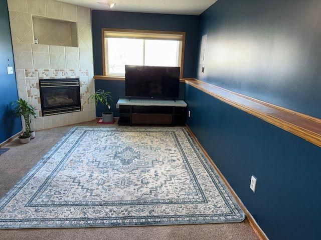 9207 Brunswick Avenue N, Brooklyn Park, MN 55443
