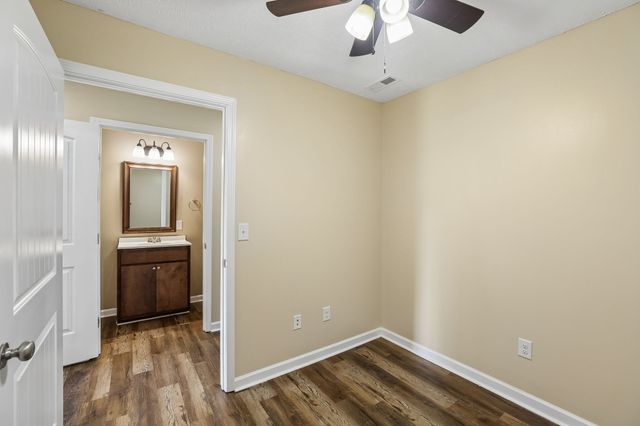 406 Hedgemont Ave, Fayetteville, TN 37334