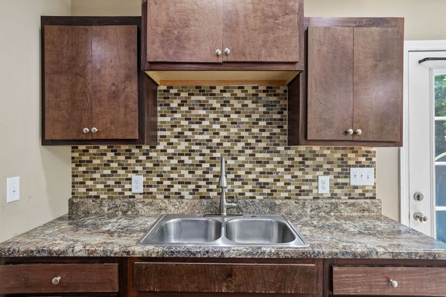 406 Hedgemont Ave, Fayetteville, TN 37334