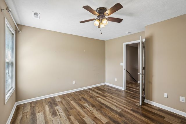 406 Hedgemont Ave, Fayetteville, TN 37334