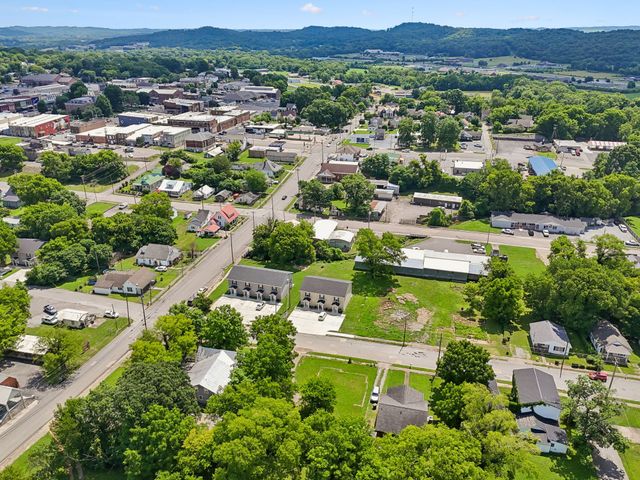 406 Hedgemont Ave, Fayetteville, TN 37334