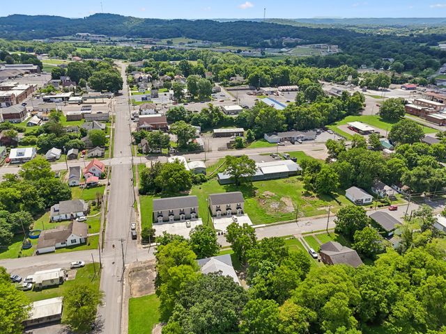 406 Hedgemont Ave, Fayetteville, TN 37334