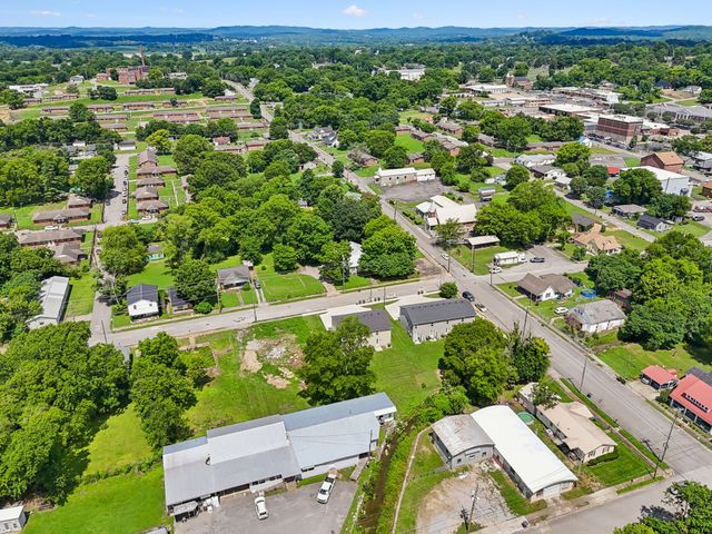 406 Hedgemont Ave, Fayetteville, TN 37334