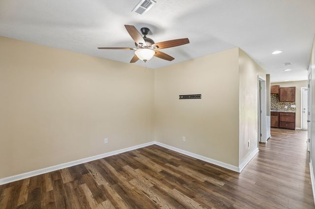 406 Hedgemont Ave, Fayetteville, TN 37334