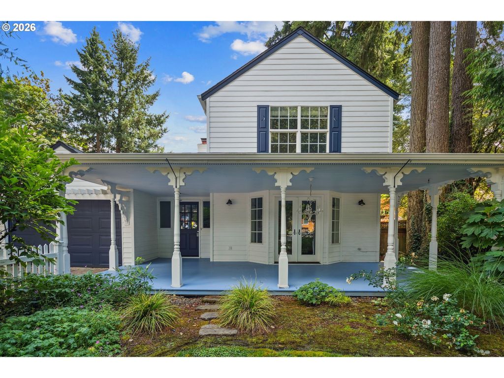 217 5TH St, Lake Oswego, OR 97034