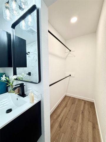 1816 Will Scarlet Road, Arlington, TX 76013