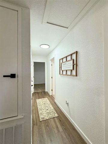 1816 Will Scarlet Road, Arlington, TX 76013