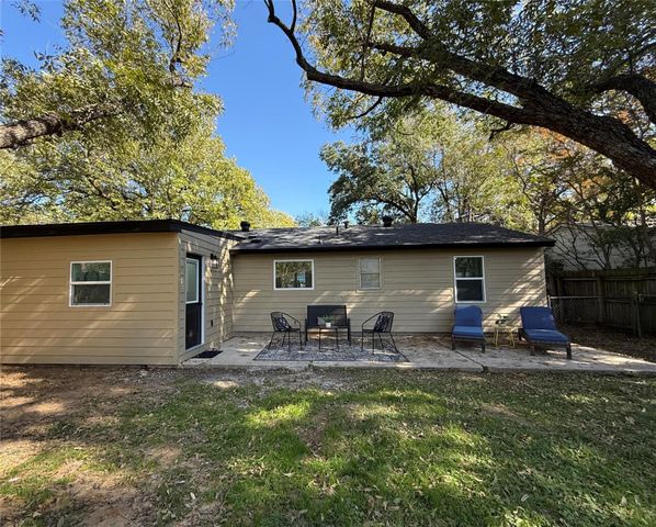 1816 Will Scarlet Road, Arlington, TX 76013