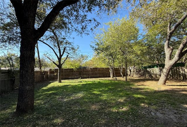 1816 Will Scarlet Road, Arlington, TX 76013