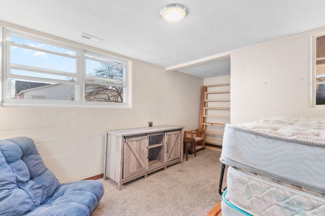 115 N Wall Street, Walnut Grove, MO 65770