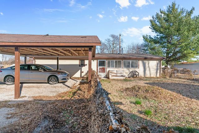 115 N Wall Street, Walnut Grove, MO 65770