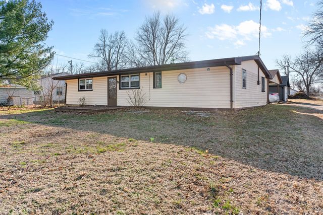 115 N Wall Street, Walnut Grove, MO 65770