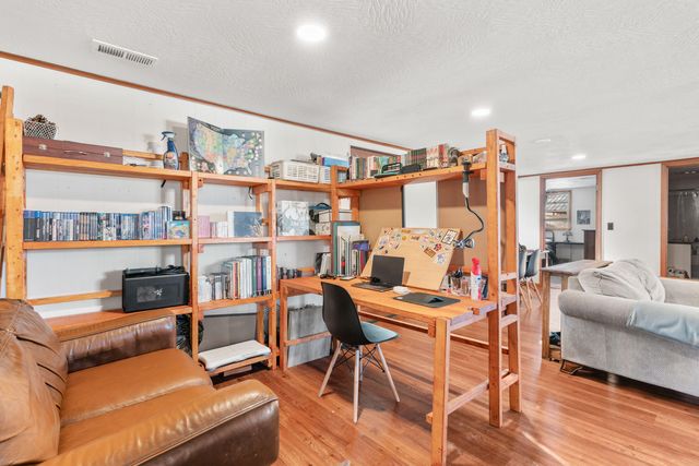 115 N Wall Street, Walnut Grove, MO 65770