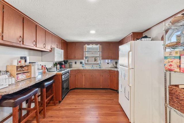 115 N Wall Street, Walnut Grove, MO 65770