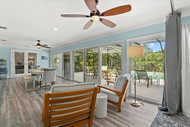 704 TROPICAL CIRCLE, Sarasota, FL 34242