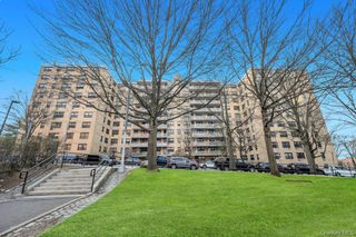 39-60 54th St 2C, Woodside, NY 11377