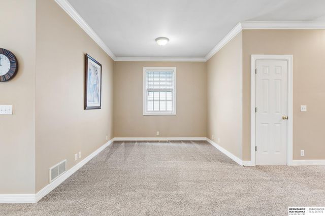 1711 S 173rd Court, Omaha, NE 68130