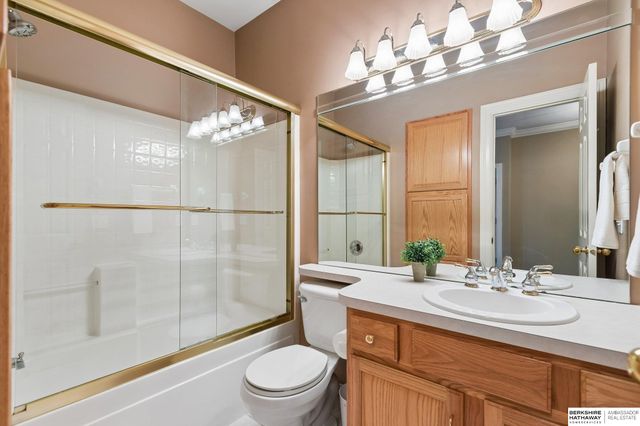 1711 S 173rd Court, Omaha, NE 68130