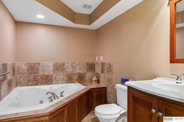 1711 S 173rd Court, Omaha, NE 68130